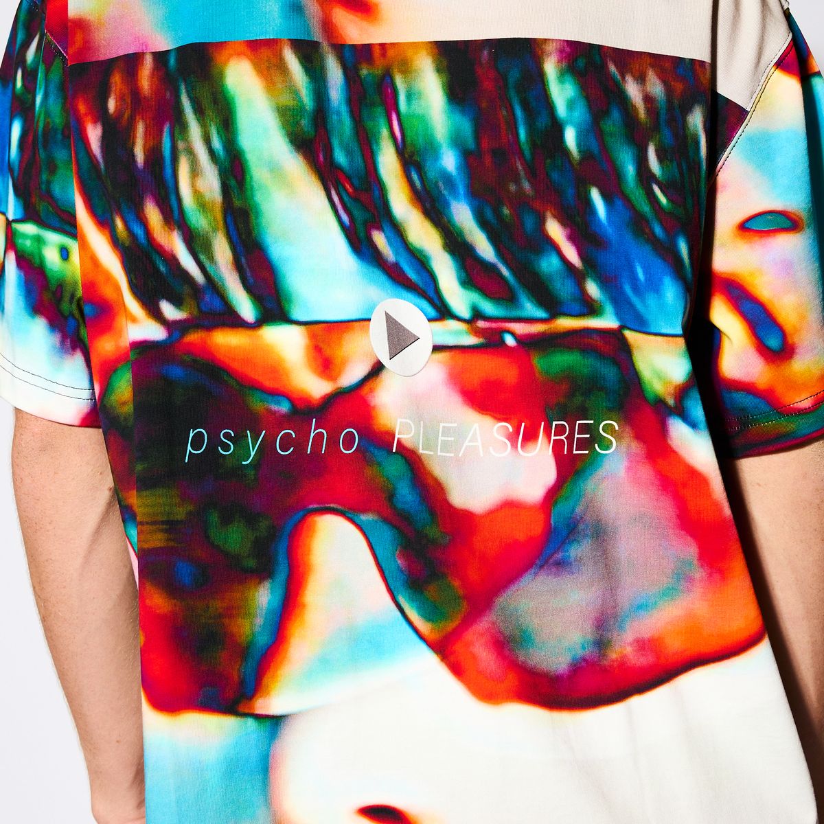 PLEASURES Psycho Heavyweight Tee
