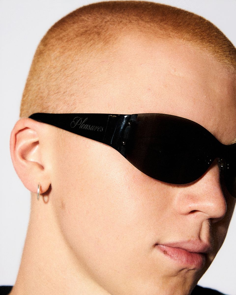 PLEASURES x AKILA Bona Wrap Sunglasses