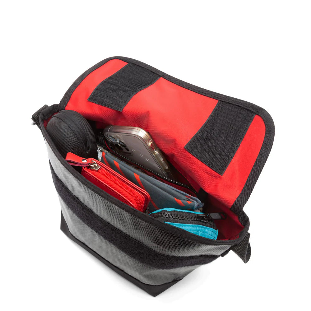 Manhattan Vinyl Messenger Bag (XXS) Version 2