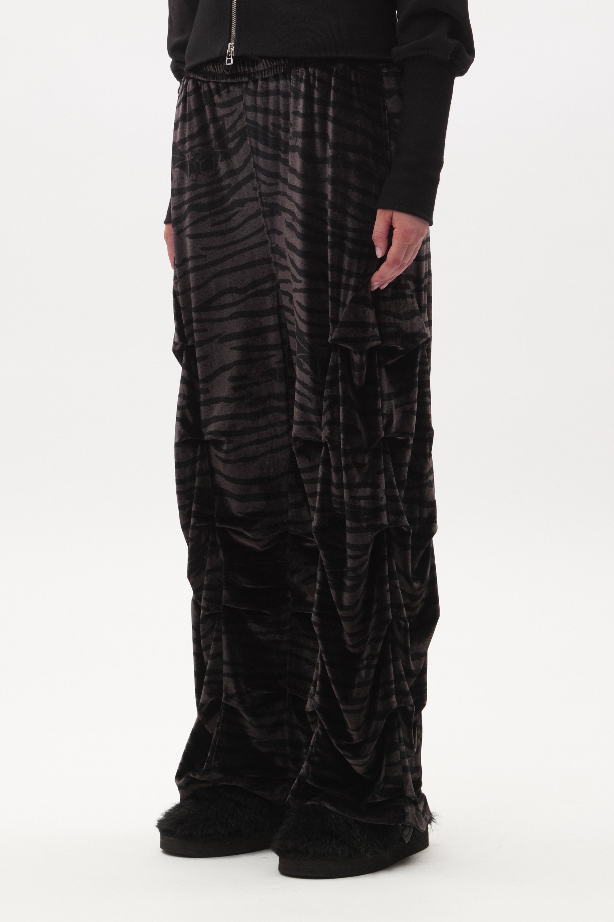 VELOUR EQUINOX PANT (JOSHUA SMITH)