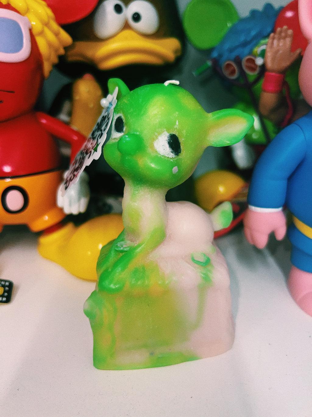 Hopeworld Fawn Candle [Toxic Peach]