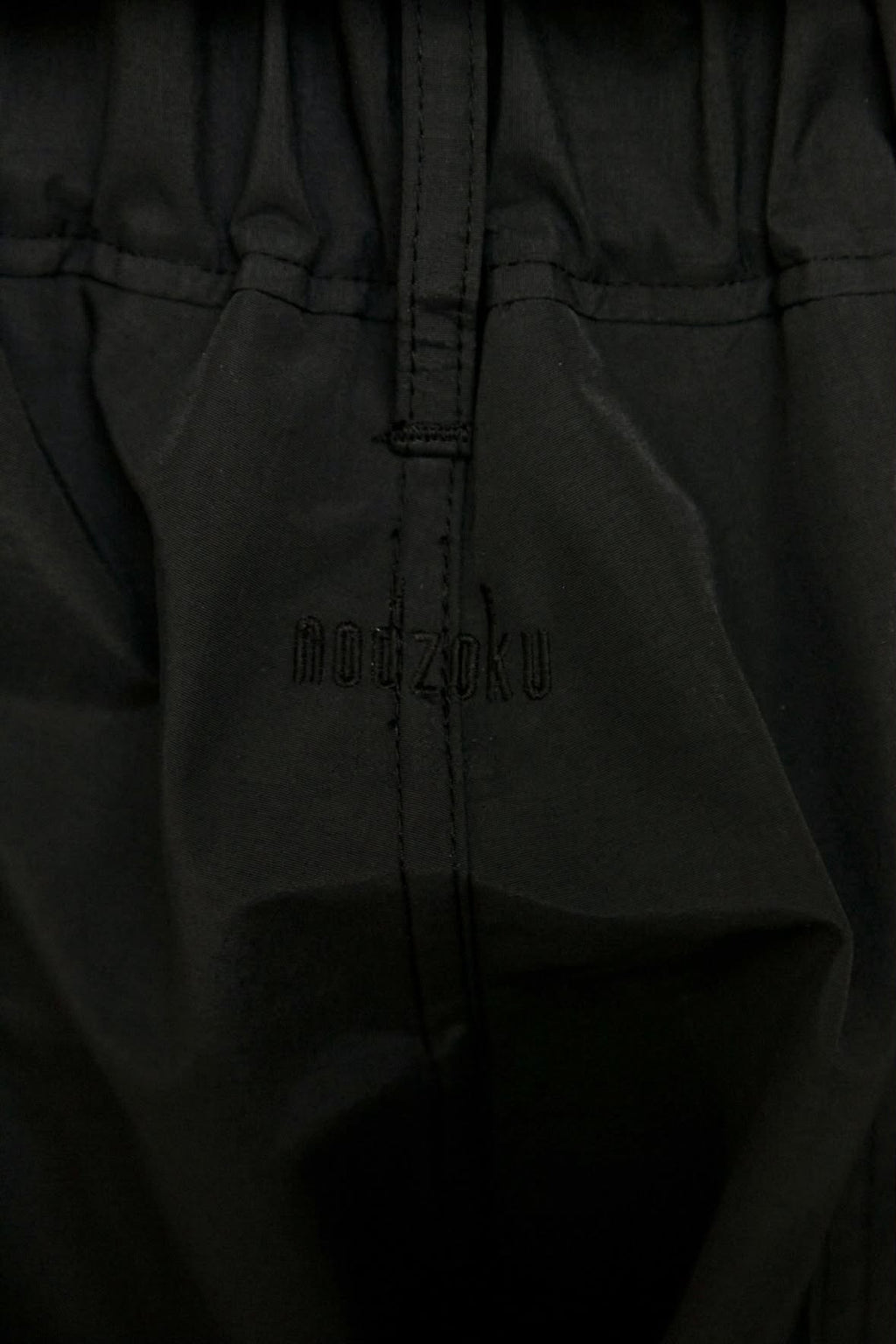 Nodzoku Adaptive Shadow Wide Slacks [Black]