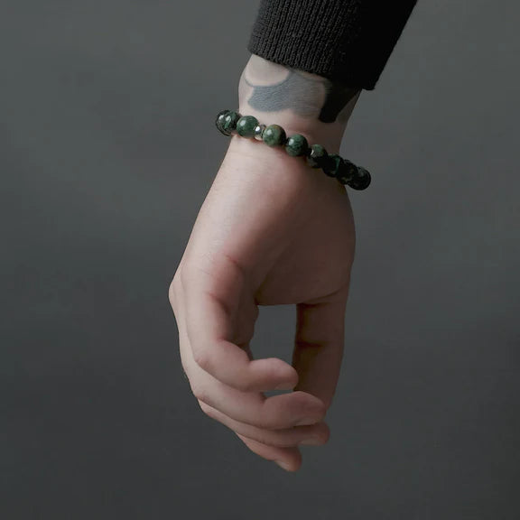 Tachibana.co Deluxe Silver Emerald Fuchsite Bracelet