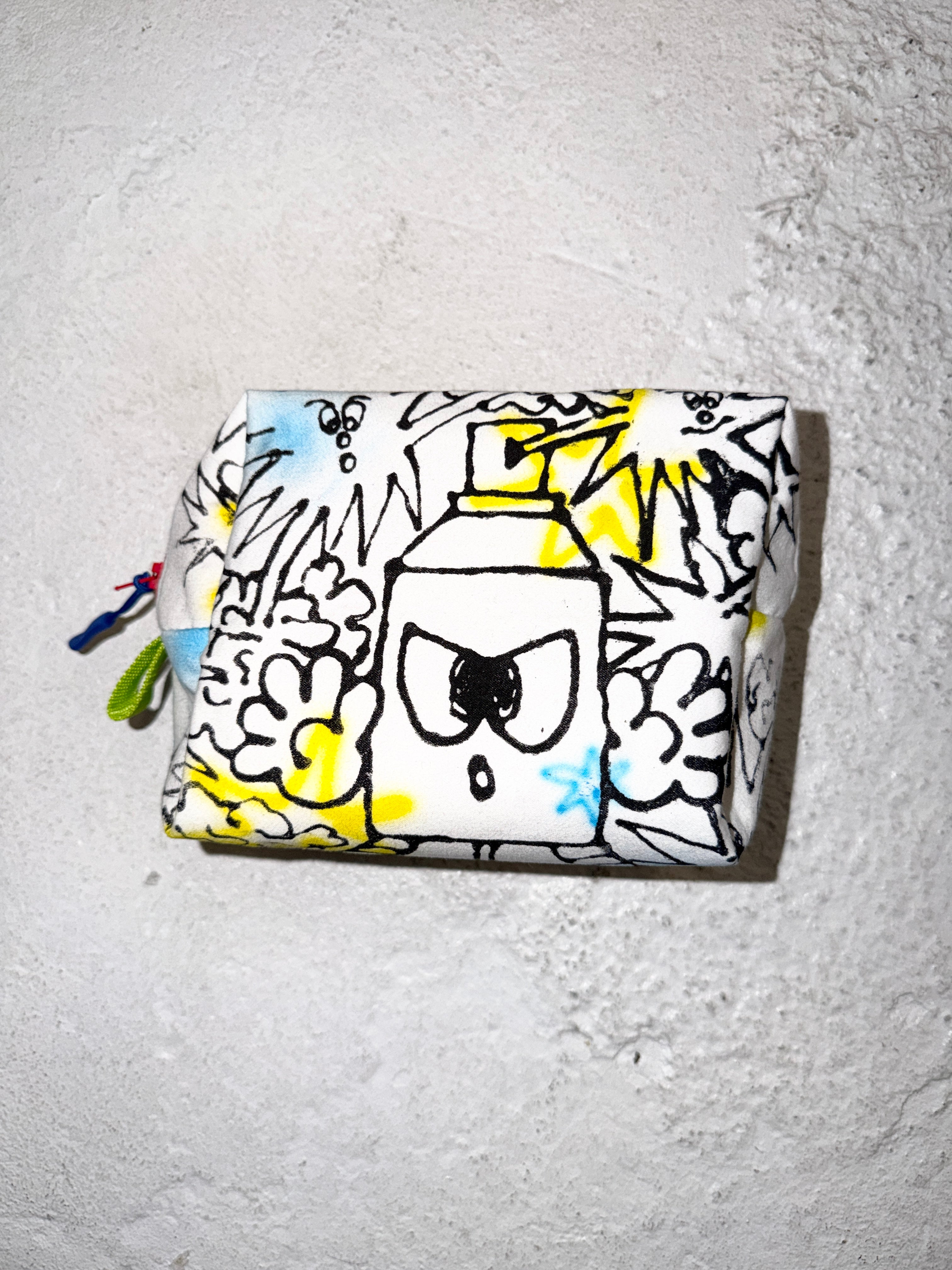 Sun (c) x Azuki  - box pouch