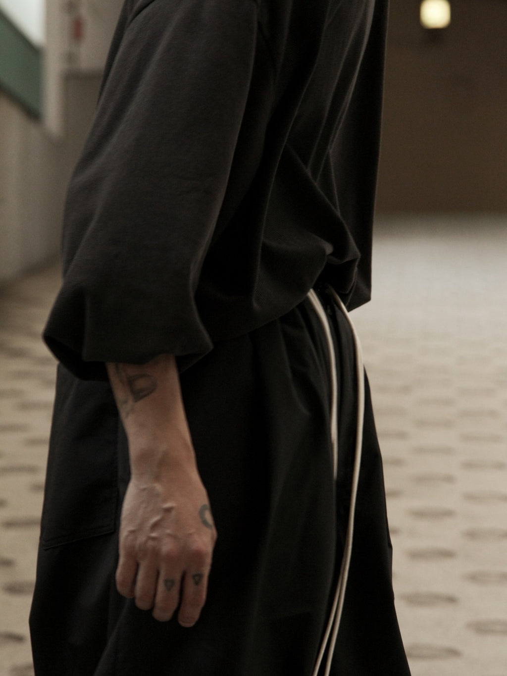 Nodzoku Adaptive Shadow Wide Slacks [Black]